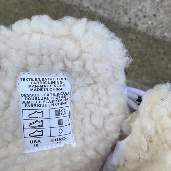 Pajar White Winter Boots with Cream Fur 10 - Picture 8 of 11